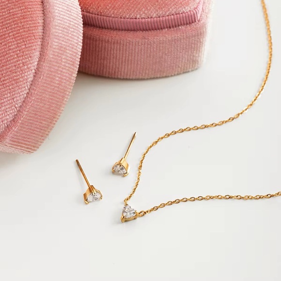 18K Gold Plated Necklace and Earring Set - Picture 3 of 6